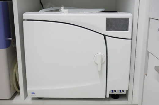 高圧蒸気滅菌器